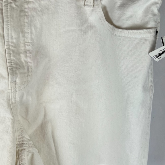 NWT: old navy High-Waisted Secret-Slim Pockets Slouchy White Cut-Off Jean Shorts - Picture 4 of 11